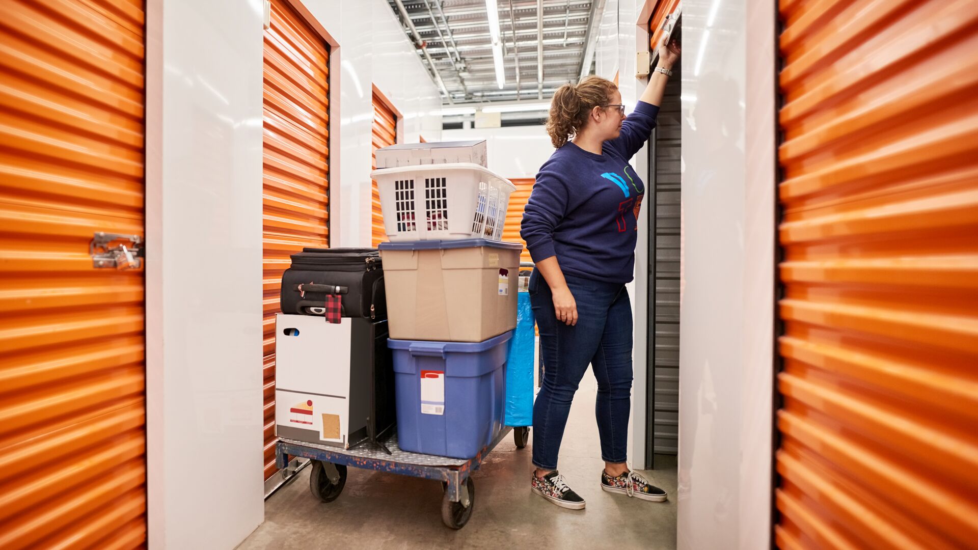 Choose the Right Storage Unit | Expert Storage Solutions by Movers USA
